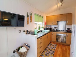 Daffodil Lodge