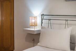 Athens Bright Suite by Cloudkeys