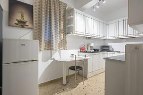 Boutique Acropolis Apartment by Cloudkeys