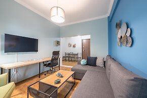 Boutique Acropolis Apartment by Cloudkeys