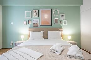 Boutique Acropolis Apartment by Cloudkeys