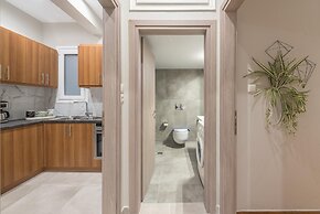 Elegant Mavili Suite by Cloudkeys