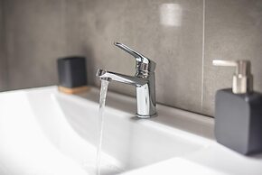 Elegant Mavili Suite by Cloudkeys