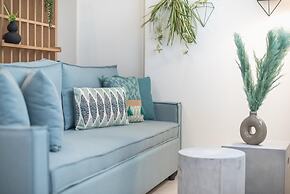 Luxury Loft With a Balcony by Cloudkeys