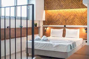 Phaedra Hideaway Suite Near Acropolis by Cloudkeys