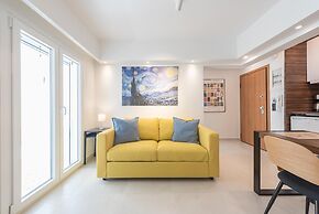 Phaedon Terrace Suite Near Acropolis by Cloudkeys
