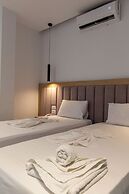 Monel Hotel