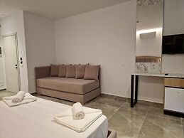 Monel Hotel