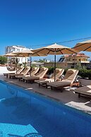 Monel Hotel