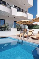 Monel Hotel