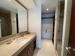 Gavias Golden Shore