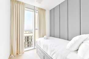 Luxury 2BR - Awesome Views - Ain Dubai