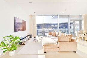 Luxury 2BR - Awesome Views - Ain Dubai