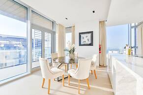 Luxury 2BR - Awesome Views - Ain Dubai