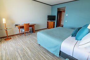 Park Lake Luxury Hotel