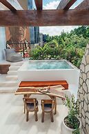 The Lund Tulum