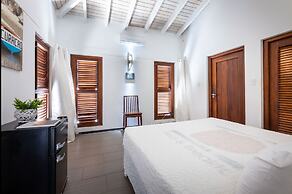 Beautiful Villa With Pool Near the Beach for Groups