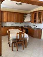 Assunta Apartment 1st Floor Air Conditioned - Wifi