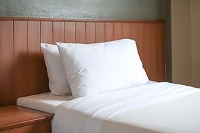 Rattana Park Hotel
