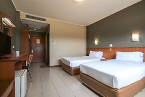 Rattana Park Hotel