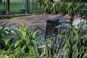 Rattana Park Hotel