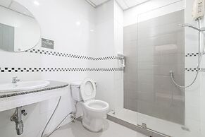 Rattana Park Hotel