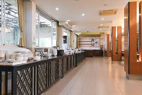 Rattana Park Hotel