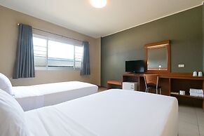 Rattana Park Hotel