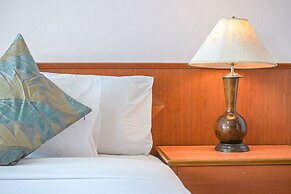Rattana Park Hotel