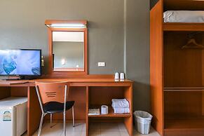 Rattana Park Hotel