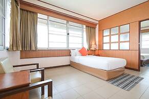 Rattana Park Hotel