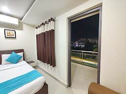 Goroomgo Hotel Shivangi Puri