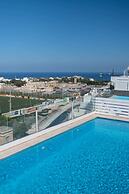 Pool Penthouse