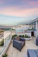 Pool Penthouse