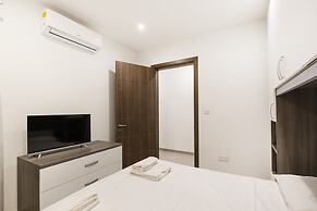 Golden Flat in San Pawl
