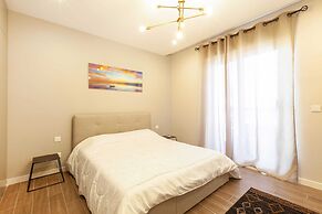 Brand new 1BR in Central Malta