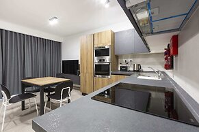 Gzira Suite 13