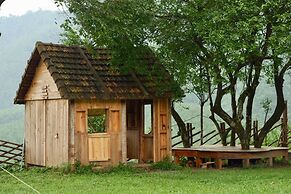 Toom Sara Forest Stay - Danang