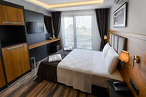 EMAY OTEL