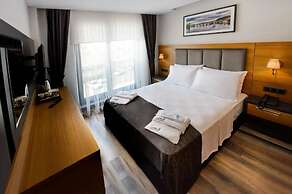 EMAY OTEL