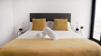 E1 Suites & Spa