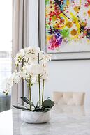 Spectacular 3BR plus 1 - DUBAI EYE view