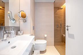 Spectacular 3BR plus 1 - DUBAI EYE view