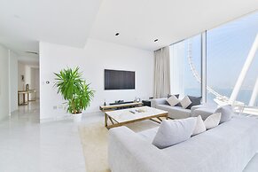 Spectacular 3BR plus 1 - DUBAI EYE view