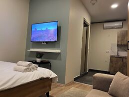 ROJ SUITE