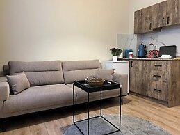 ROJ SUITE
