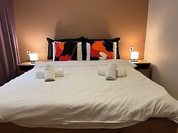ROJ SUITE