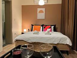 ROJ SUITE