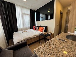 ROJ SUITE