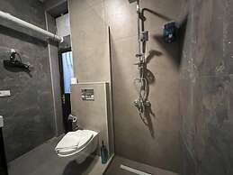 ROJ SUITE